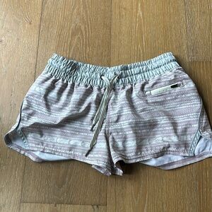Vuori drawstring active shorts XS